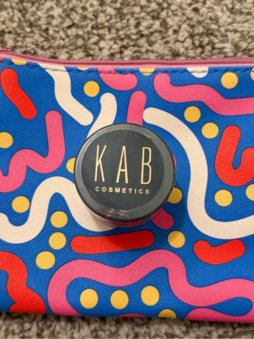 Translucent Loose Setting Powder - Translucent - Picture 2 of 2